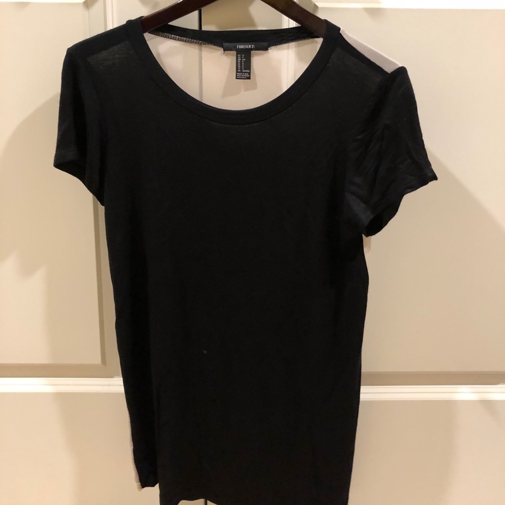 Mesh tee